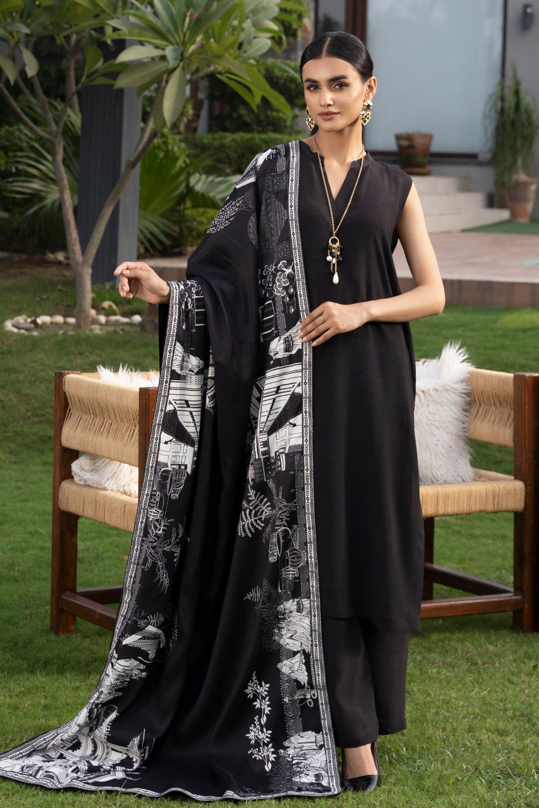 Black & White Shawl Silk - Digital Print - SH0263