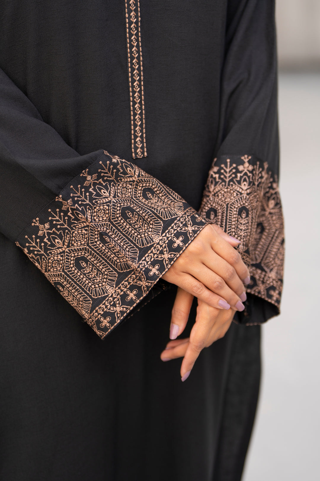 Black Karandi Embroidered 2pc