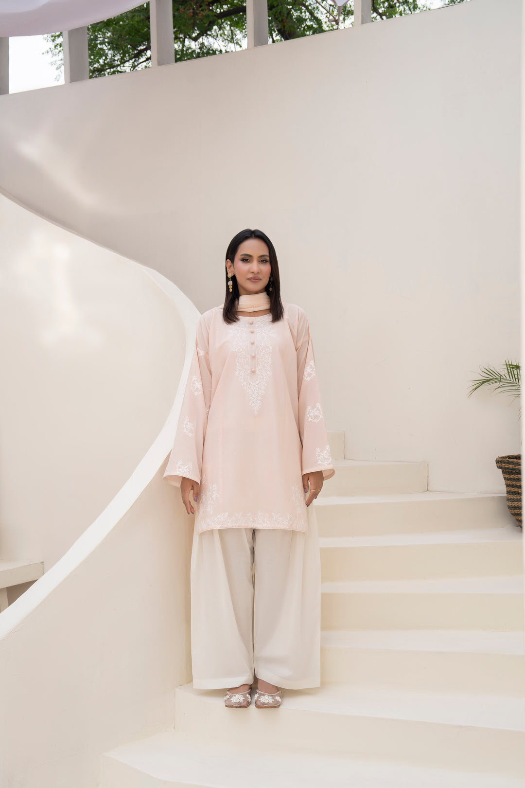 Peach Aari Embroidered 3 pc