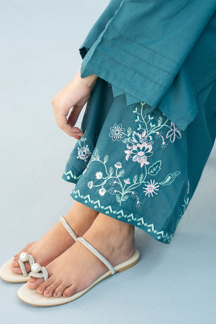 Zink Dobi Lawn Embroidery 3PC Suit