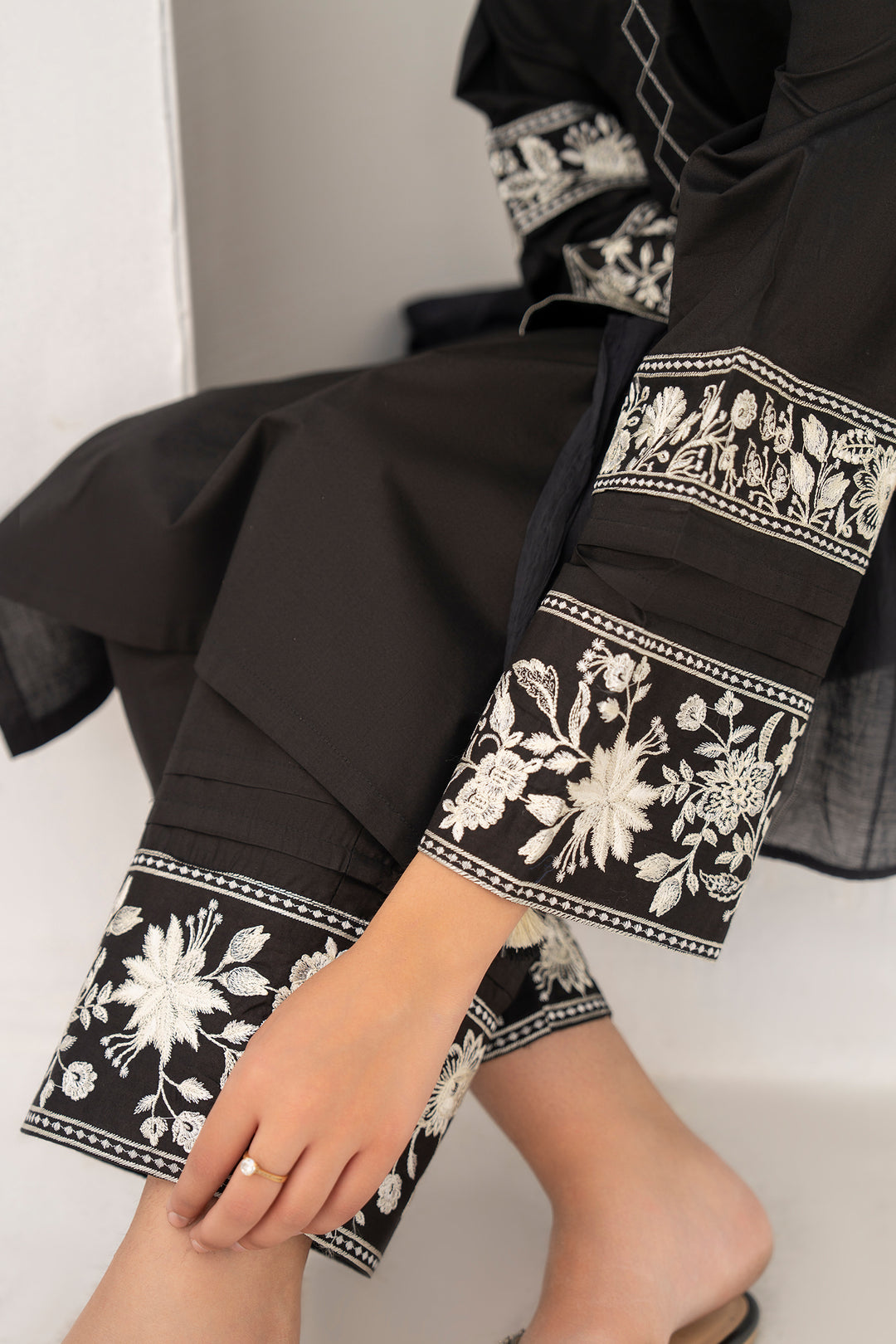 Black & White Embroidery Cotton Cambric 3pc Suit