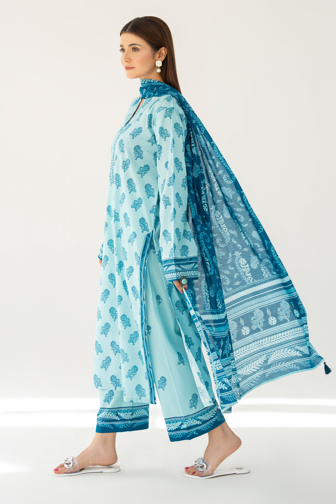 Aqua Digital Print Lawn 3PC Suit