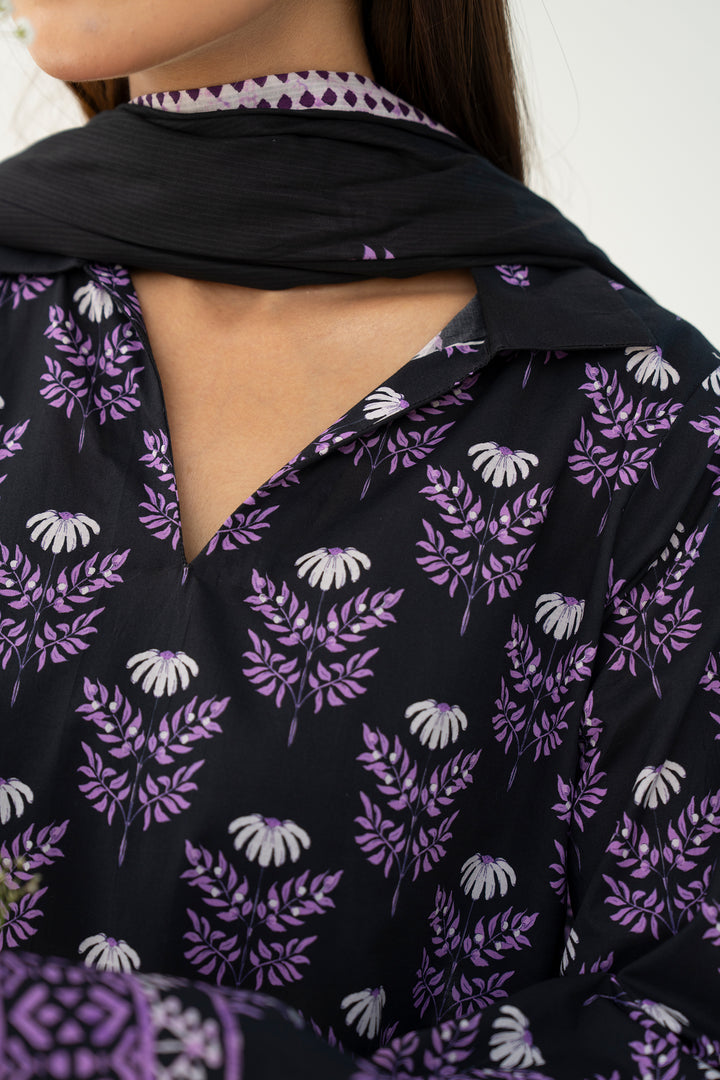Black Digital Print Lawn 3PC Suit