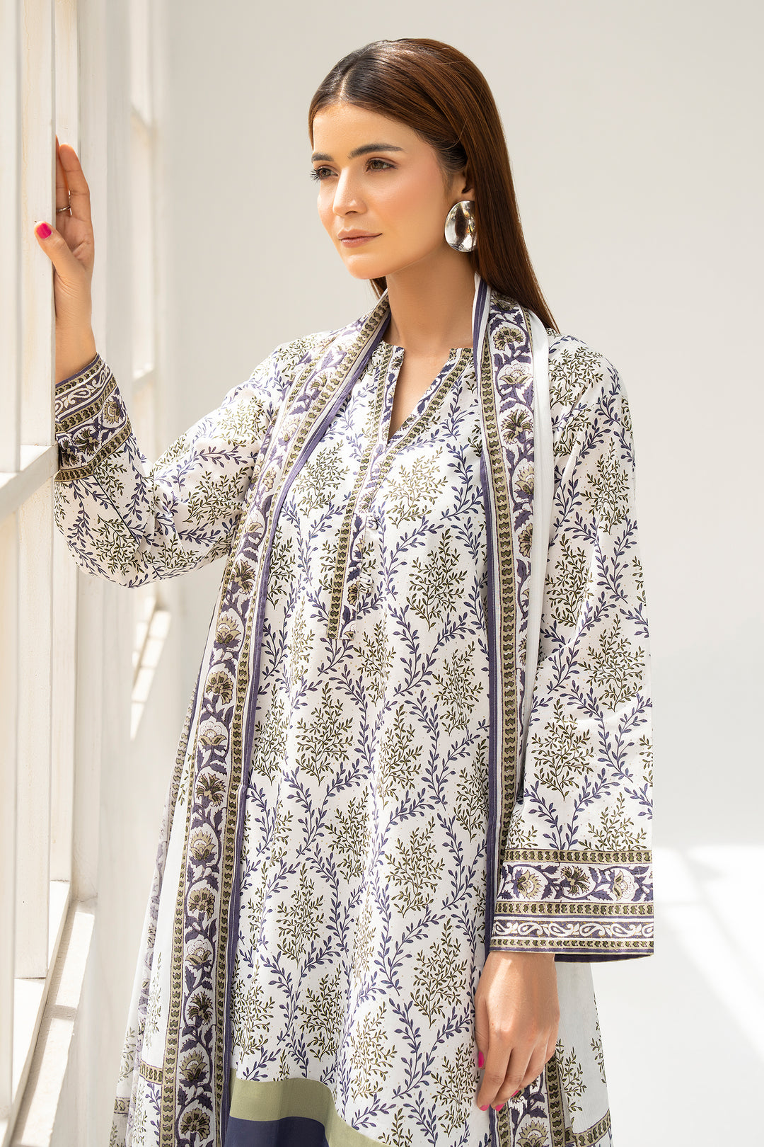 White Digital Print Lawn 3PC Suit