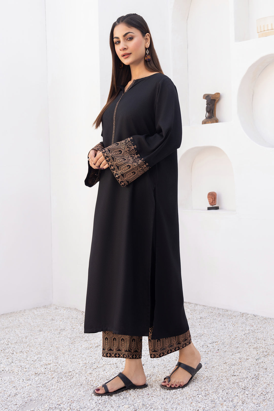 Black Embroidery Karandi 2 Pc Suit